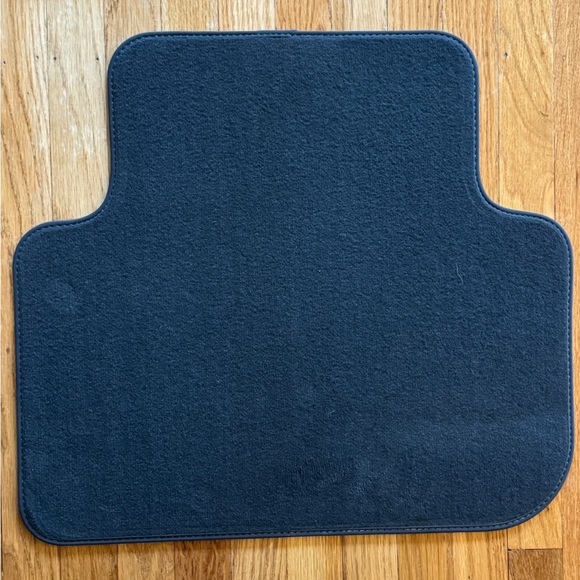 Audi Q3 OEM Black Carpet Car Vehicle Floor Mats A018727 Set of 4 2020-2024 - Picture 4 of 7